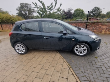 Vauxhall - Corsa