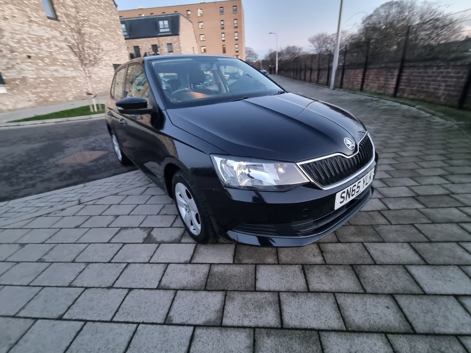 Used Skoda Fabia 2015 for sale - 77210739: Photo 2