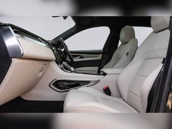 Used Jaguar F-Pace 2023 for sale - 79632963: Photo