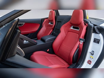 Used Jaguar F-Type 2017 for sale - 79386666: Photo