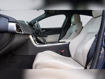 Used Jaguar XE 2023 for sale - 79656905: Photo