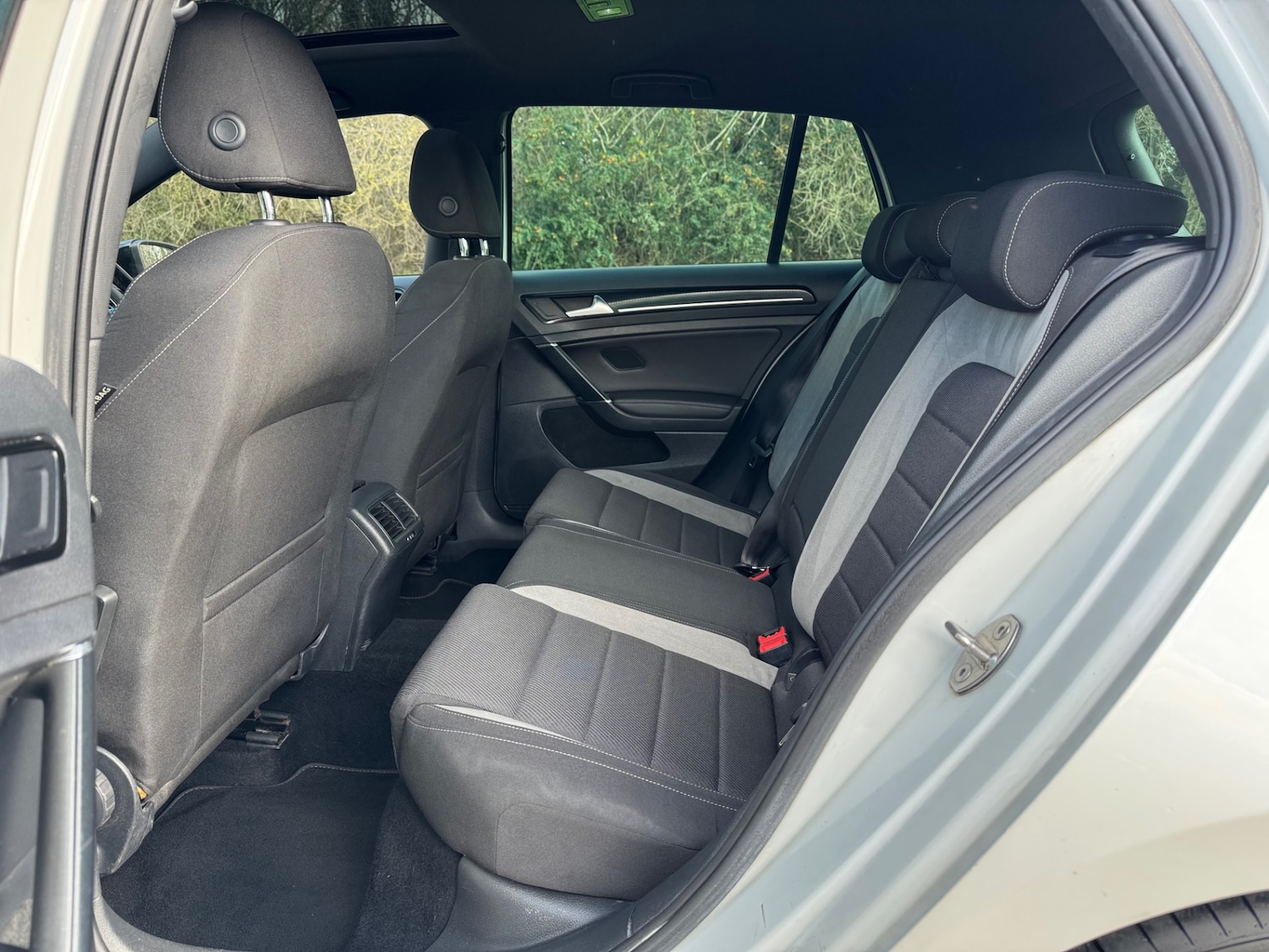 Used Volkswagen Golf 2016 for sale - 77918779: Photo 10