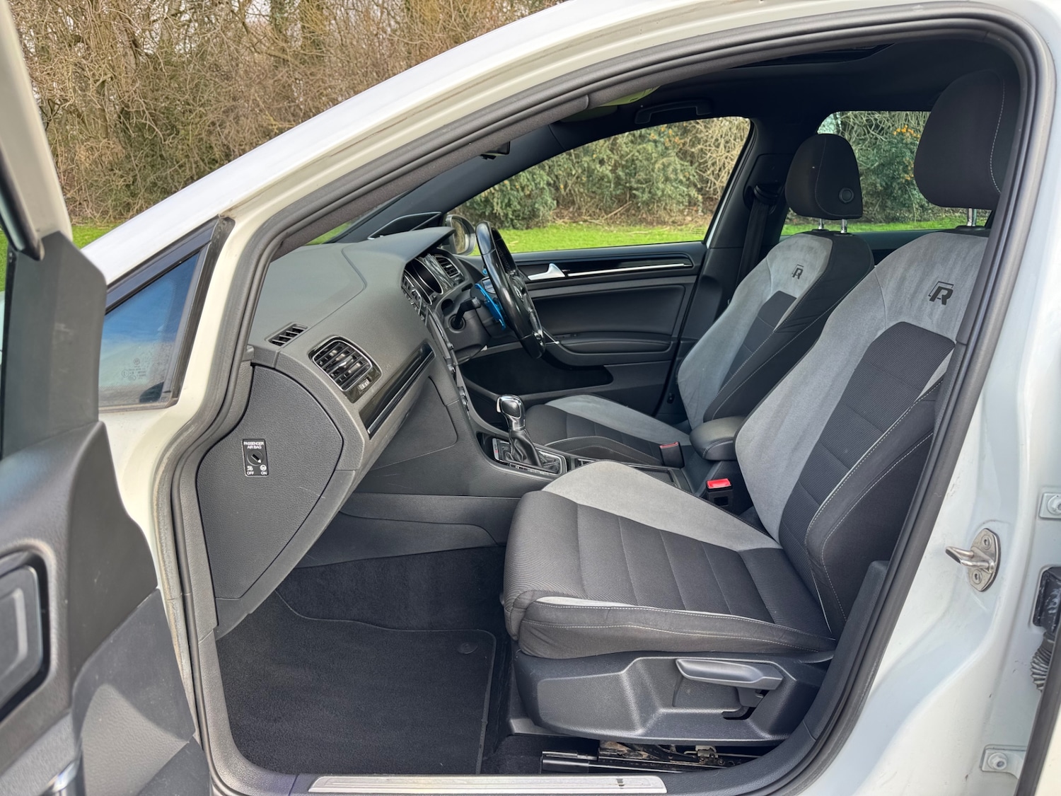 Used Volkswagen Golf 2016 for sale - 77918779: Photo 8