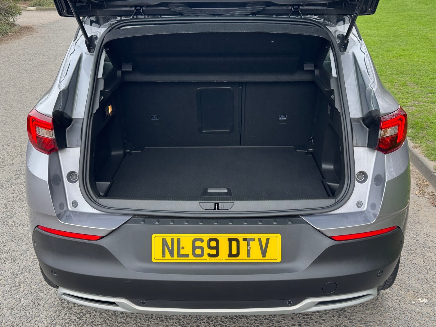 Used Vauxhall Grandland X 2019 for sale - 77989177: Photo 12