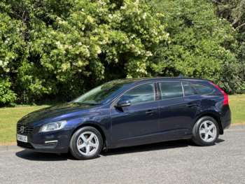 Used Volvo V60 2016 for sale - 74783097: Photo