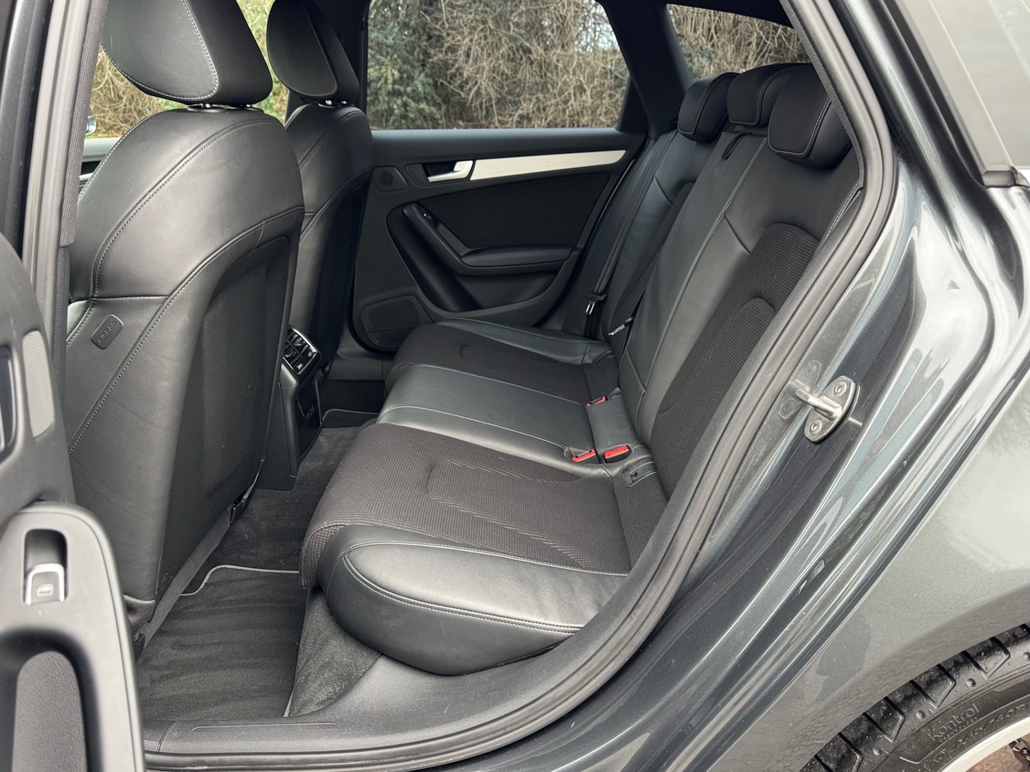 Used Audi A4 2013 for sale - 76982824: Photo 10