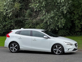 Used Volvo V40 2016 for sale - 79706054: Photo