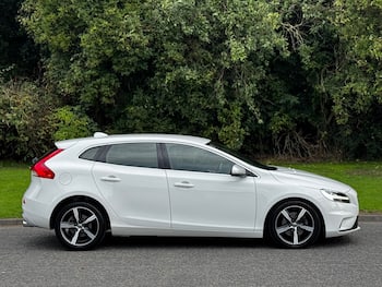 Used Volvo V40 2016 for sale - 79706054: Photo
