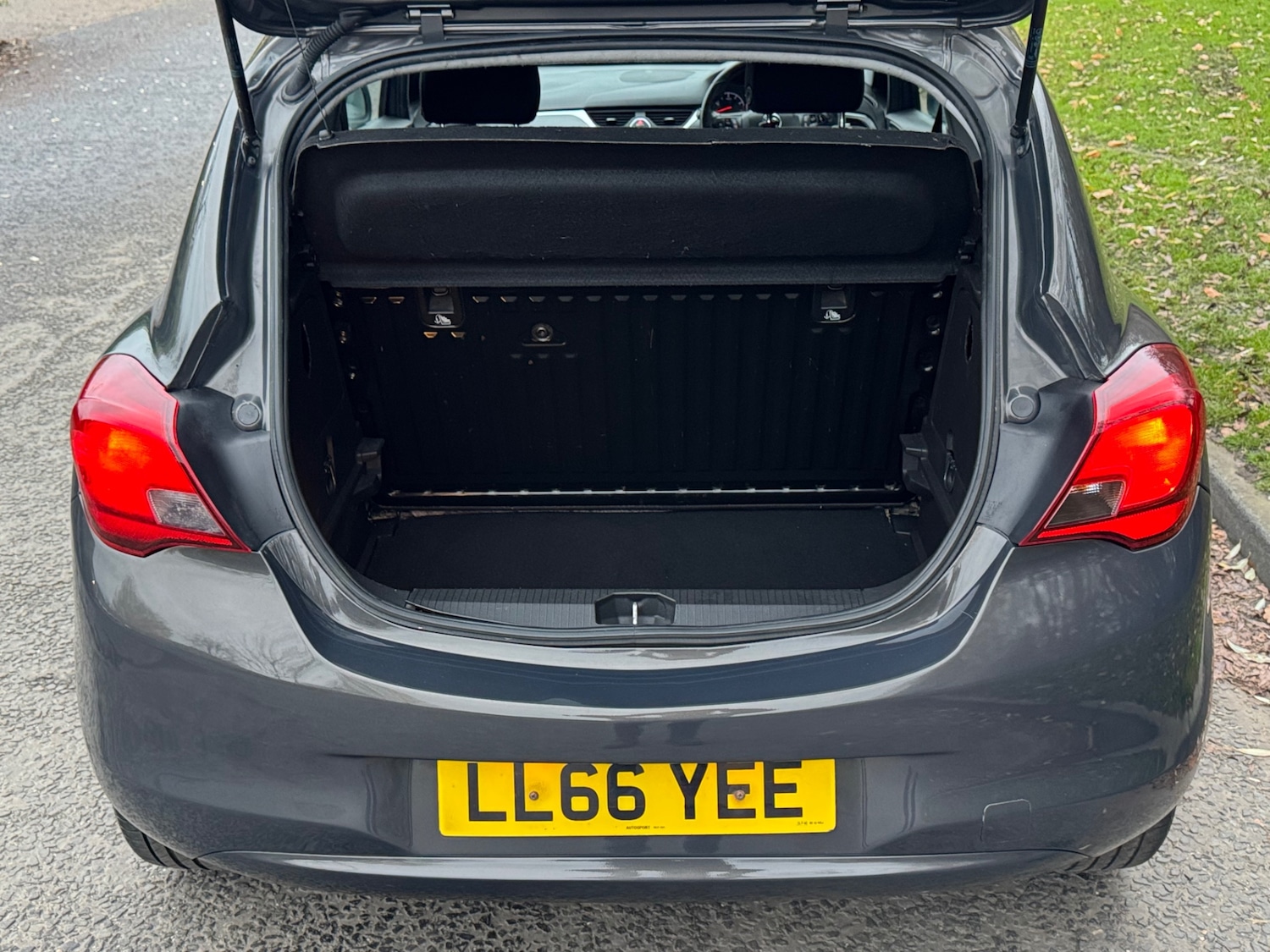 Used Vauxhall Corsa 2016 for sale - 76984917: Photo 11