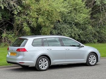 Used Volkswagen Golf 2014 for sale - 75396611: Photo