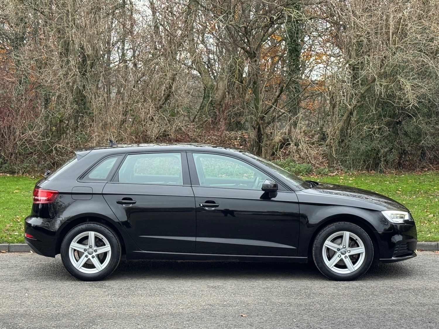 Used Audi A3 2019 for sale - 76815159: Photo 2