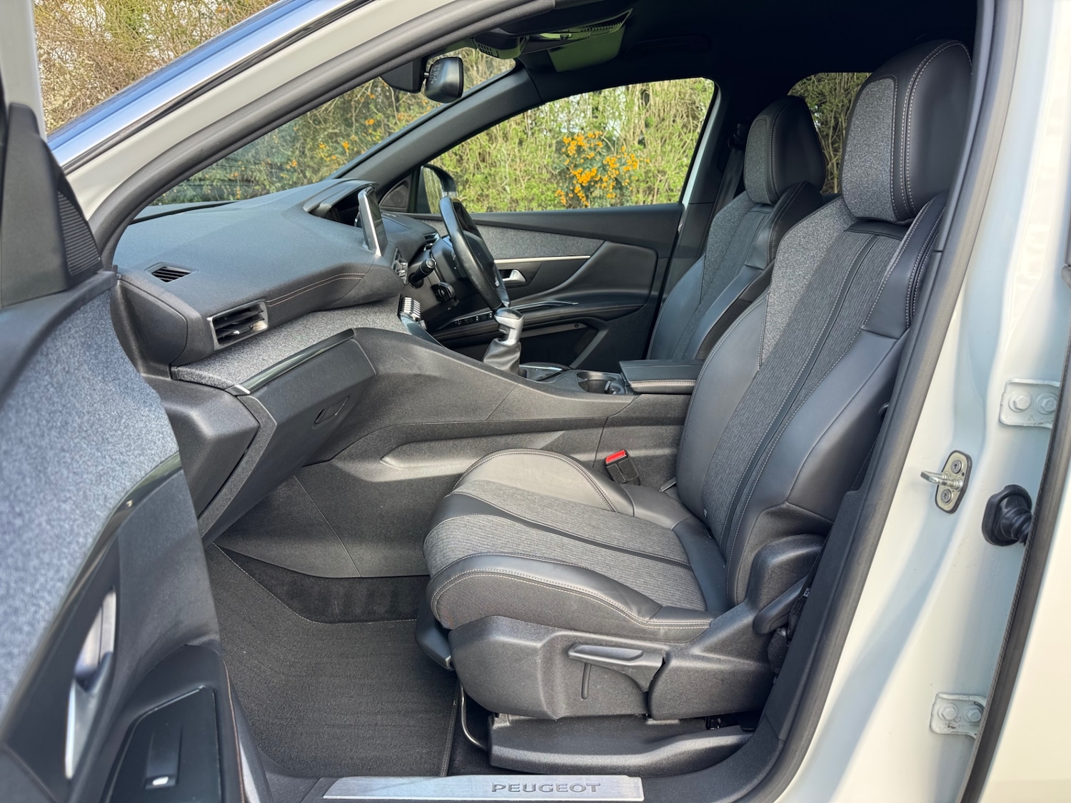 Used Peugeot 3008 2018 for sale - 78042172: Photo 8