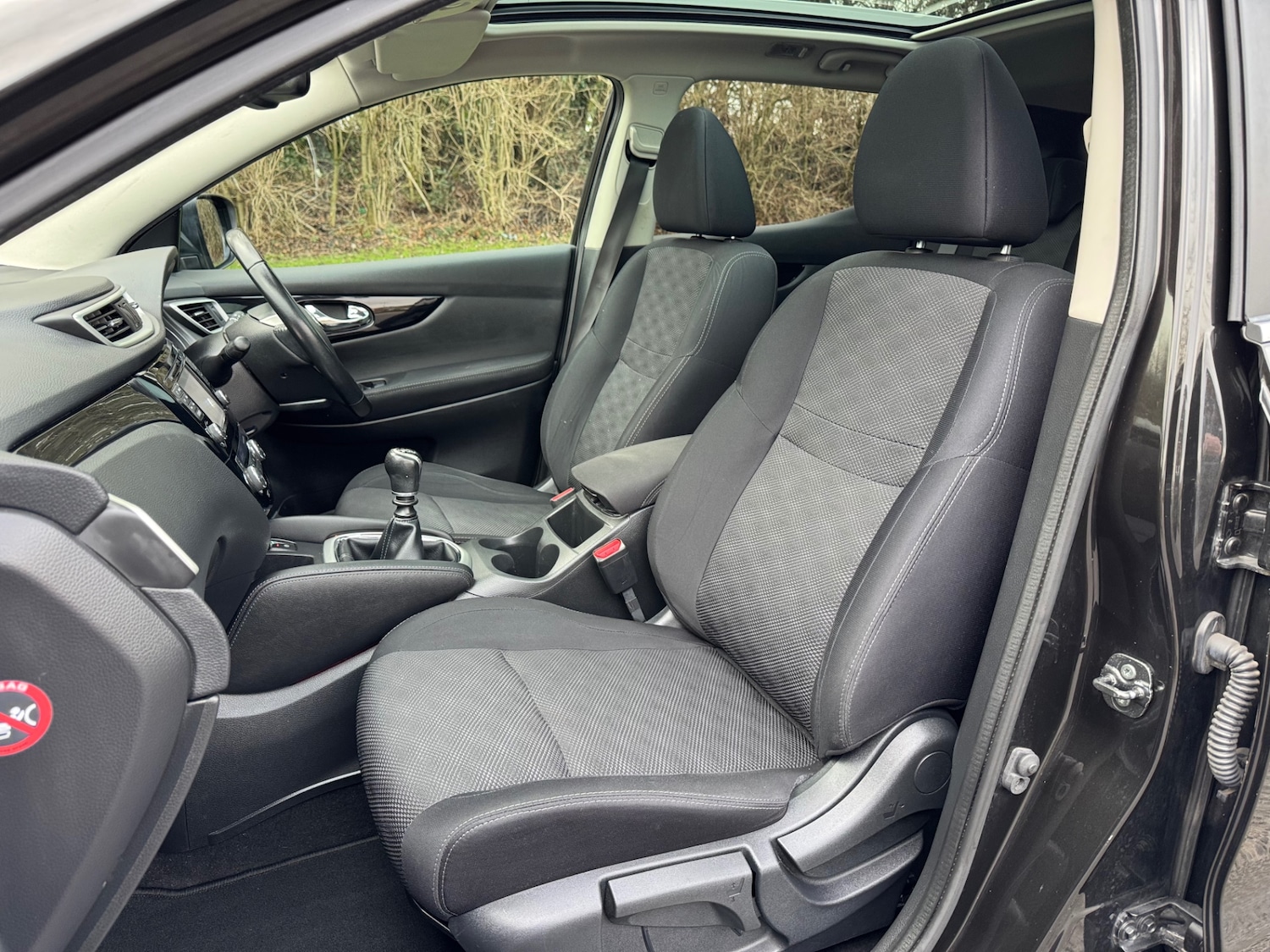 Used Nissan Qashqai 2016 for sale - 77492885: Photo 9