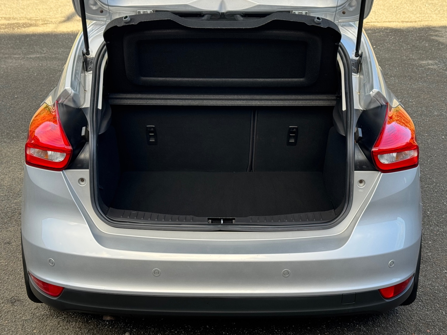 Used Ford Focus 2015 for sale - 76383288: Photo 12