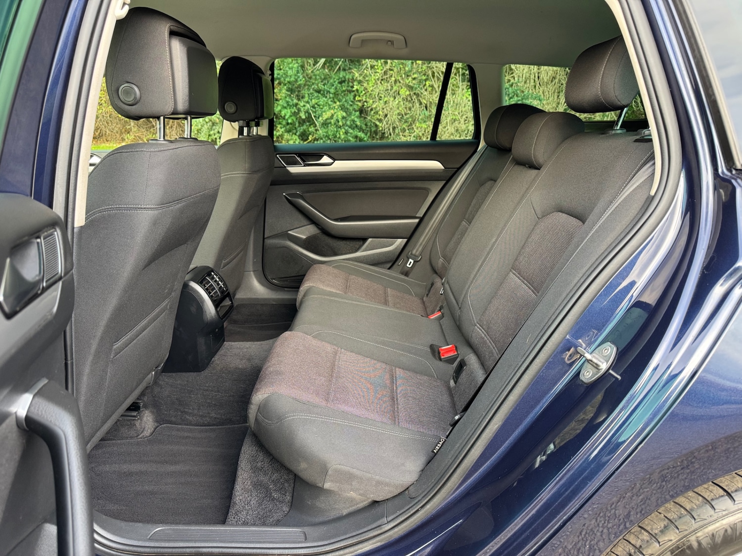 Used Volkswagen Passat 2017 for sale - 76452158: Photo 10