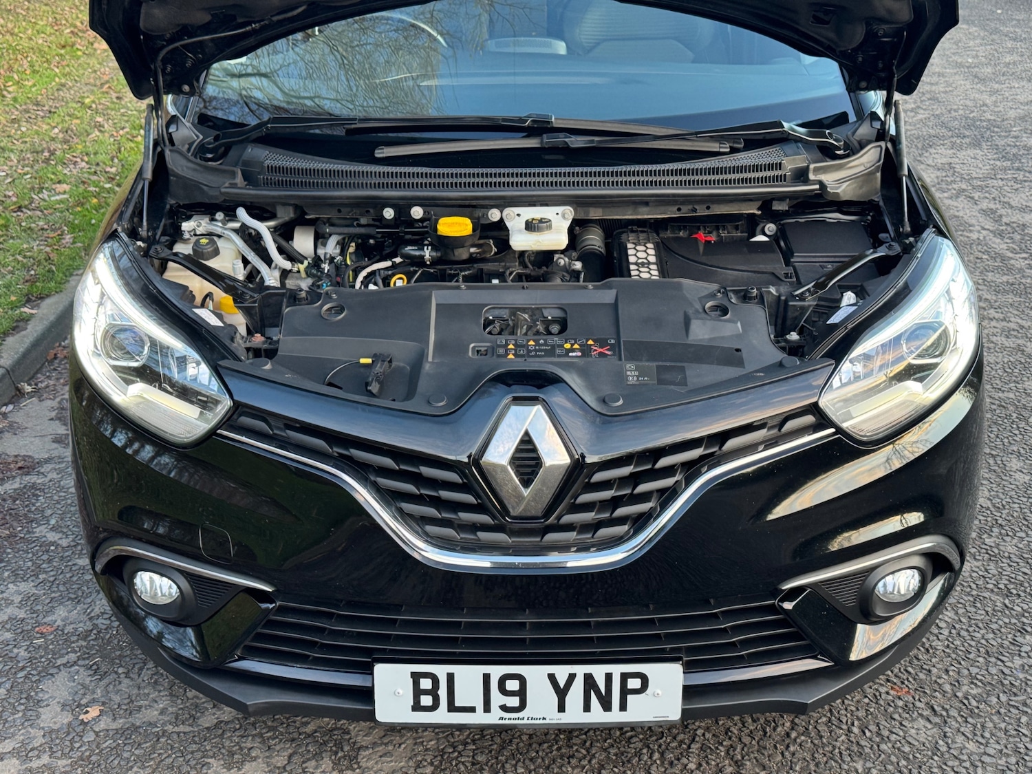 Used Renault Grand Scenic 2019 for sale - 76780529: Photo 12