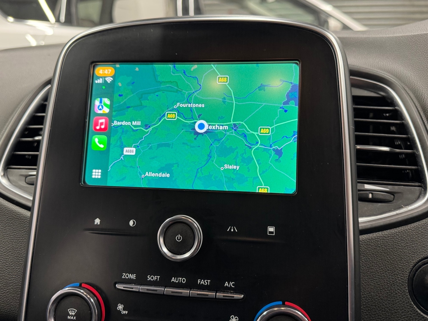 Used Renault Grand Scenic 2019 for sale - 76780529: Photo 13