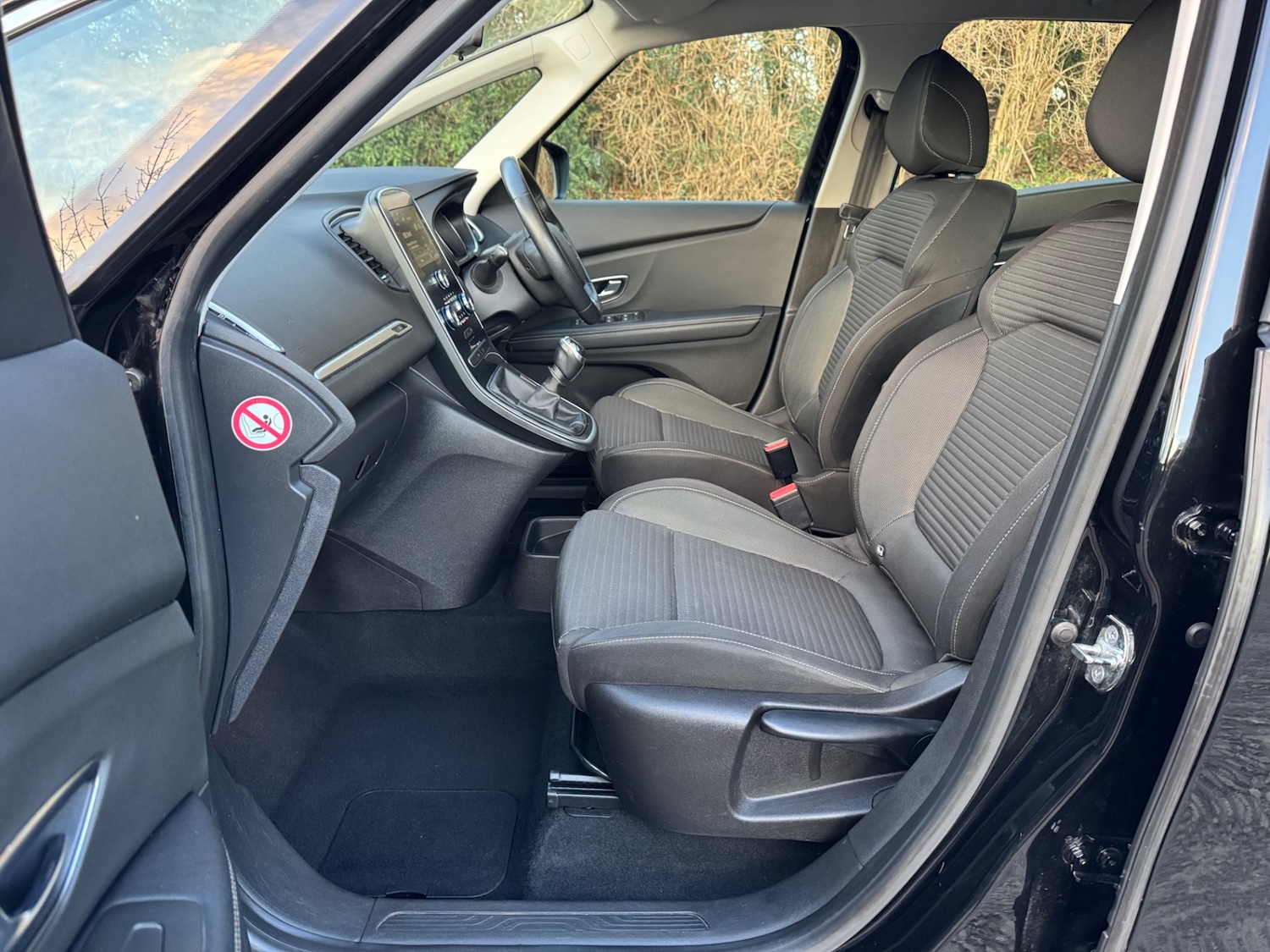 Used Renault Grand Scenic 2019 for sale - 76780529: Photo 8