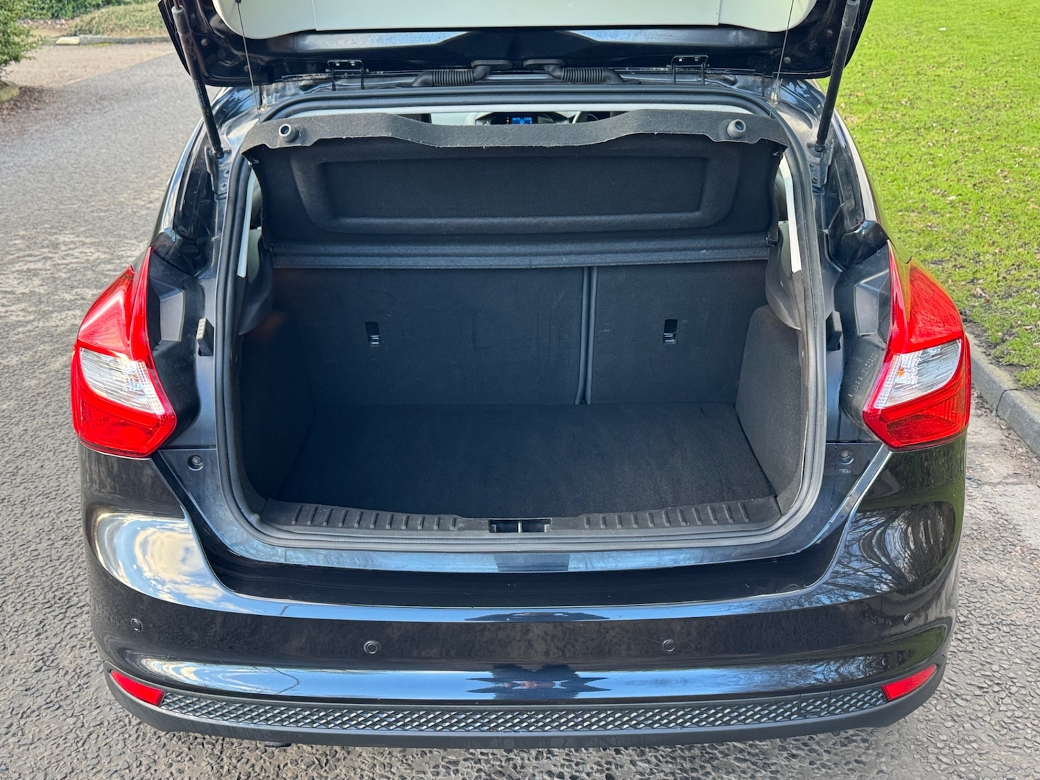 Used Ford Focus 2012 for sale - 77136192: Photo 11