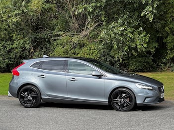 Used Volvo V40 2017 for sale - 79868546: Photo
