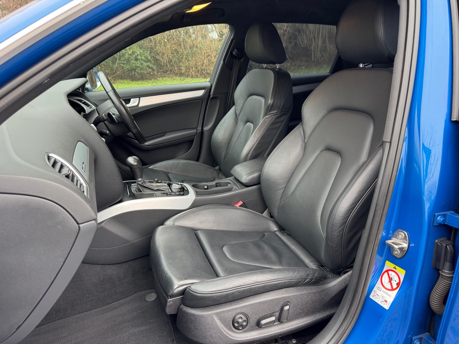 Used Audi A4 2011 for sale - 77352213: Photo 9