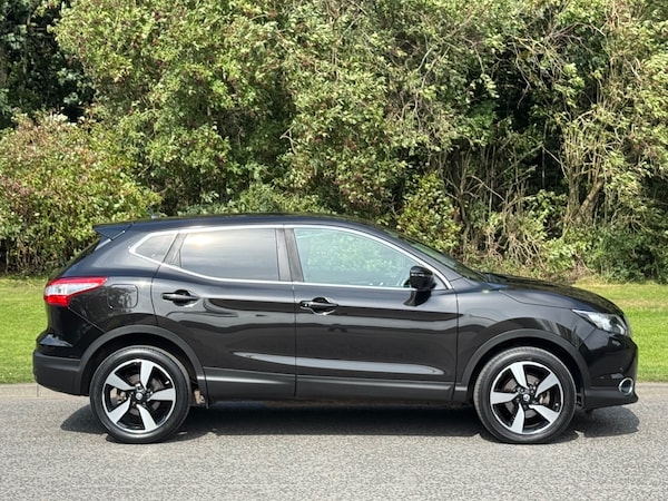 Used Nissan Qashqai 2016 for sale - 75501211: Photo 2