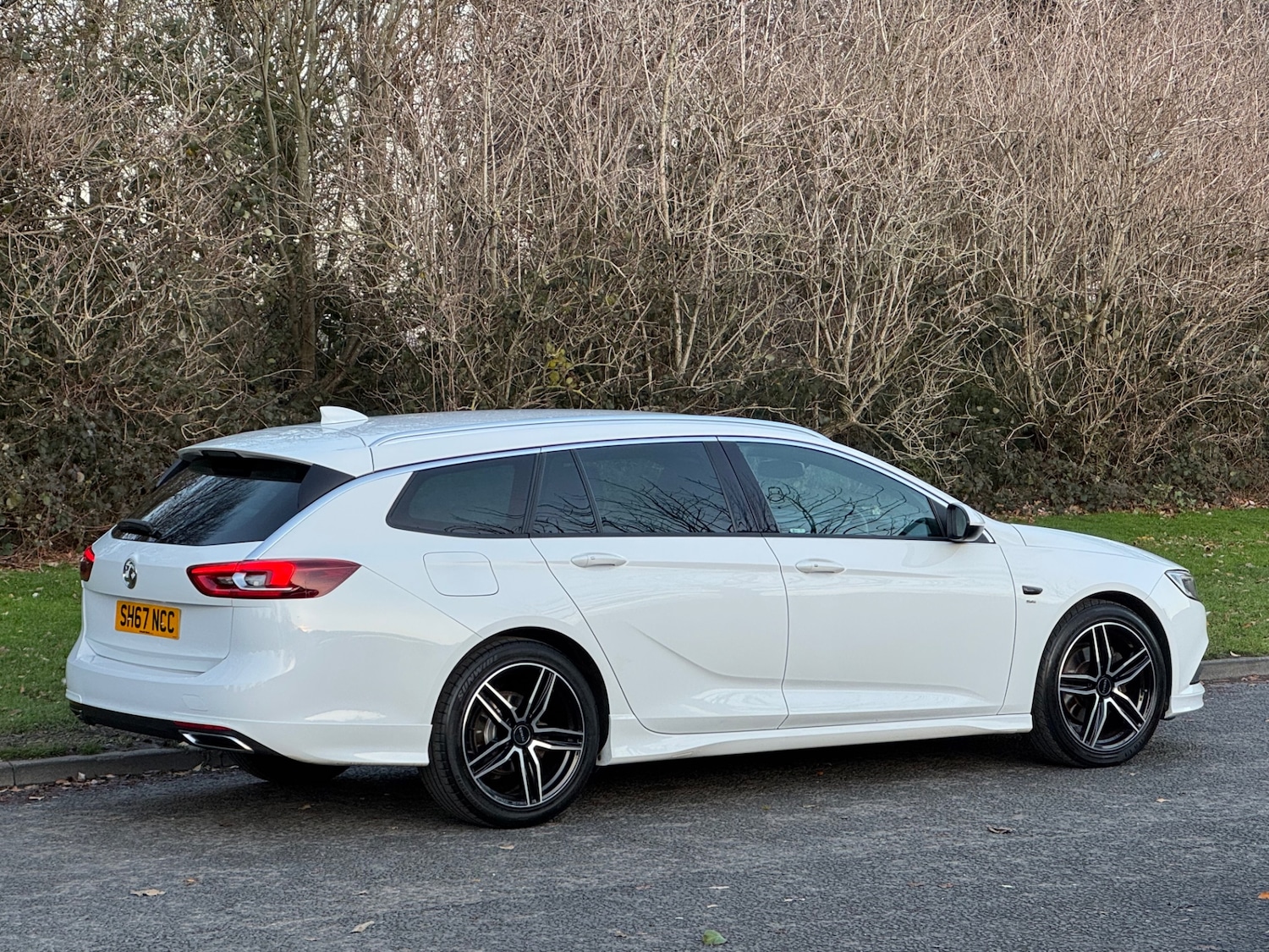 Used Vauxhall Insignia 2017 for sale - 76861684: Photo 3