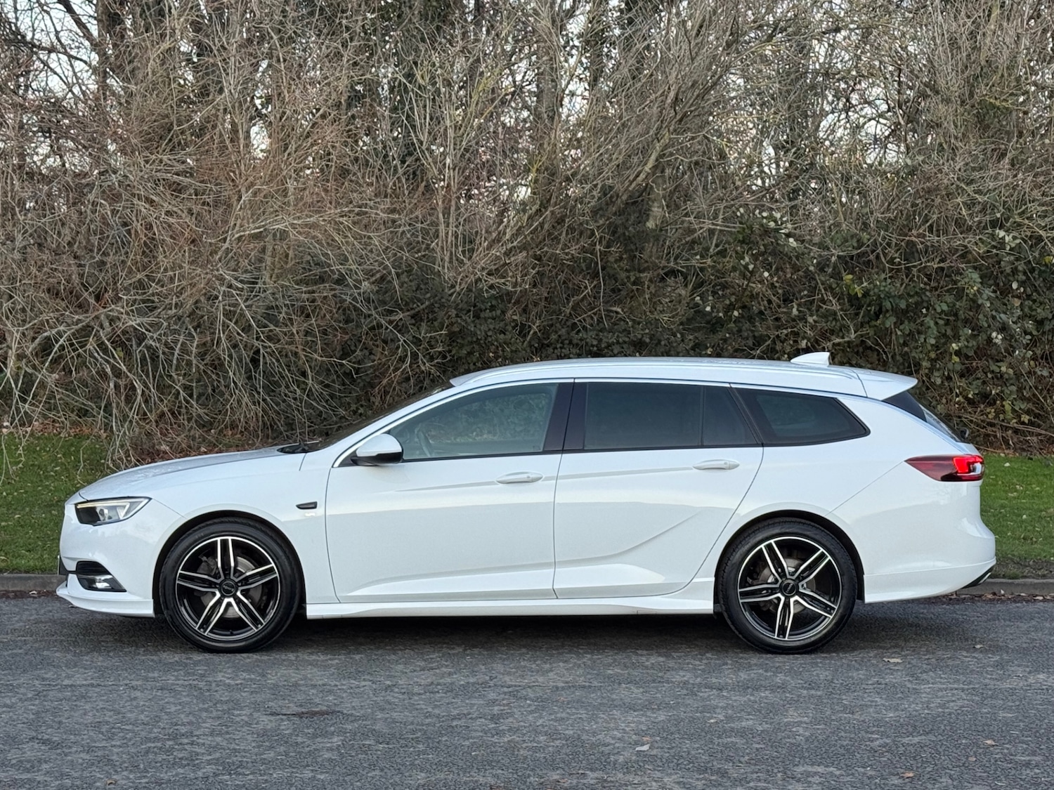 Used Vauxhall Insignia 2017 for sale - 76861684: Photo 5