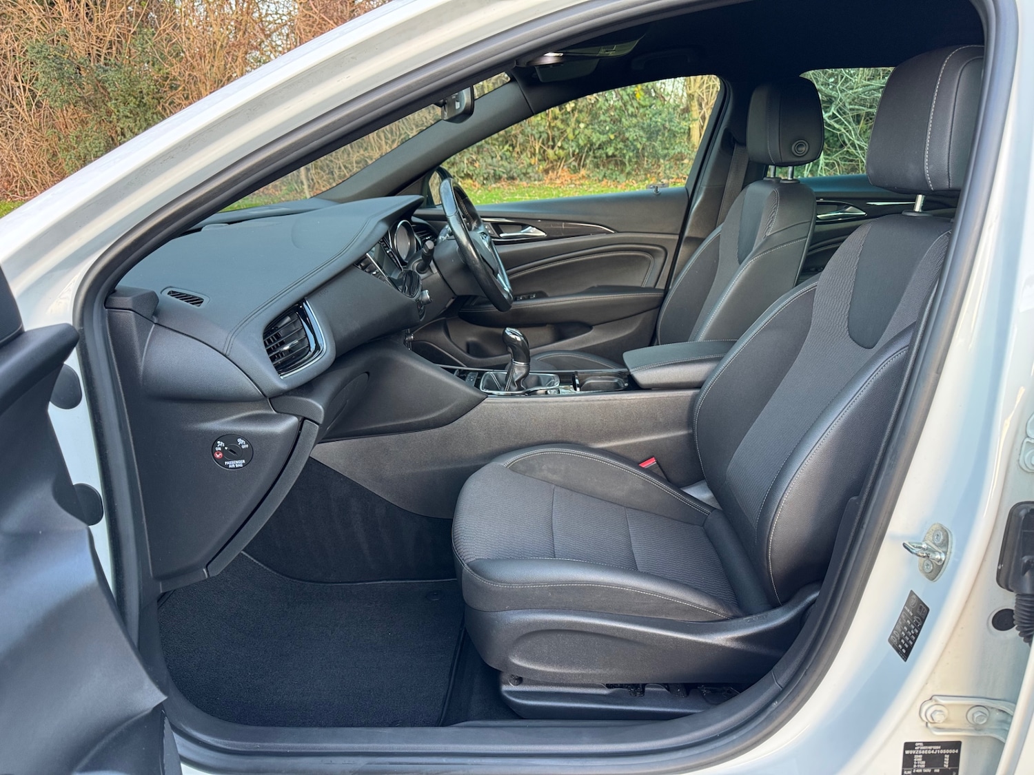 Used Vauxhall Insignia 2017 for sale - 76861684: Photo 8