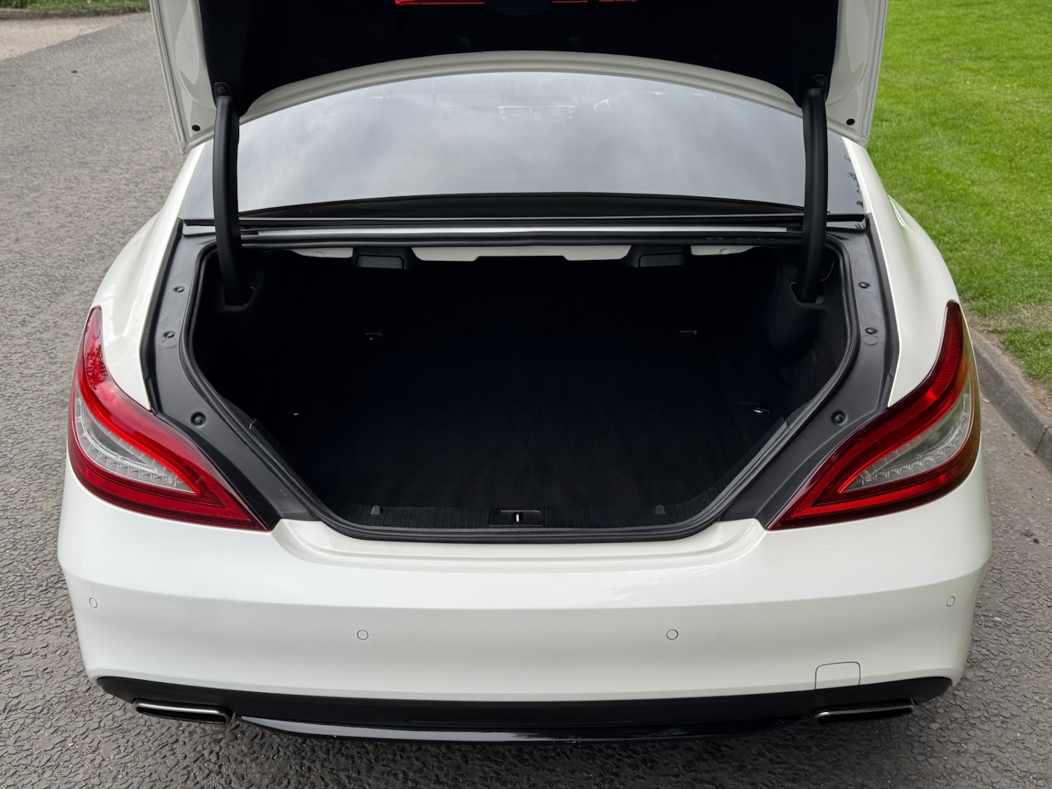Used Mercedes-Benz CLS 2015 for sale - 75997219: Photo 11