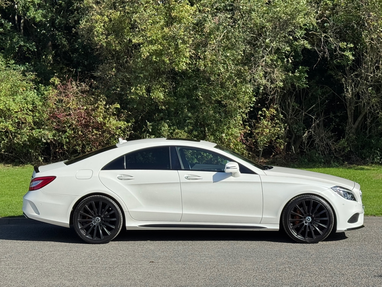 Used Mercedes-Benz CLS 2015 for sale - 75997219: Photo 2