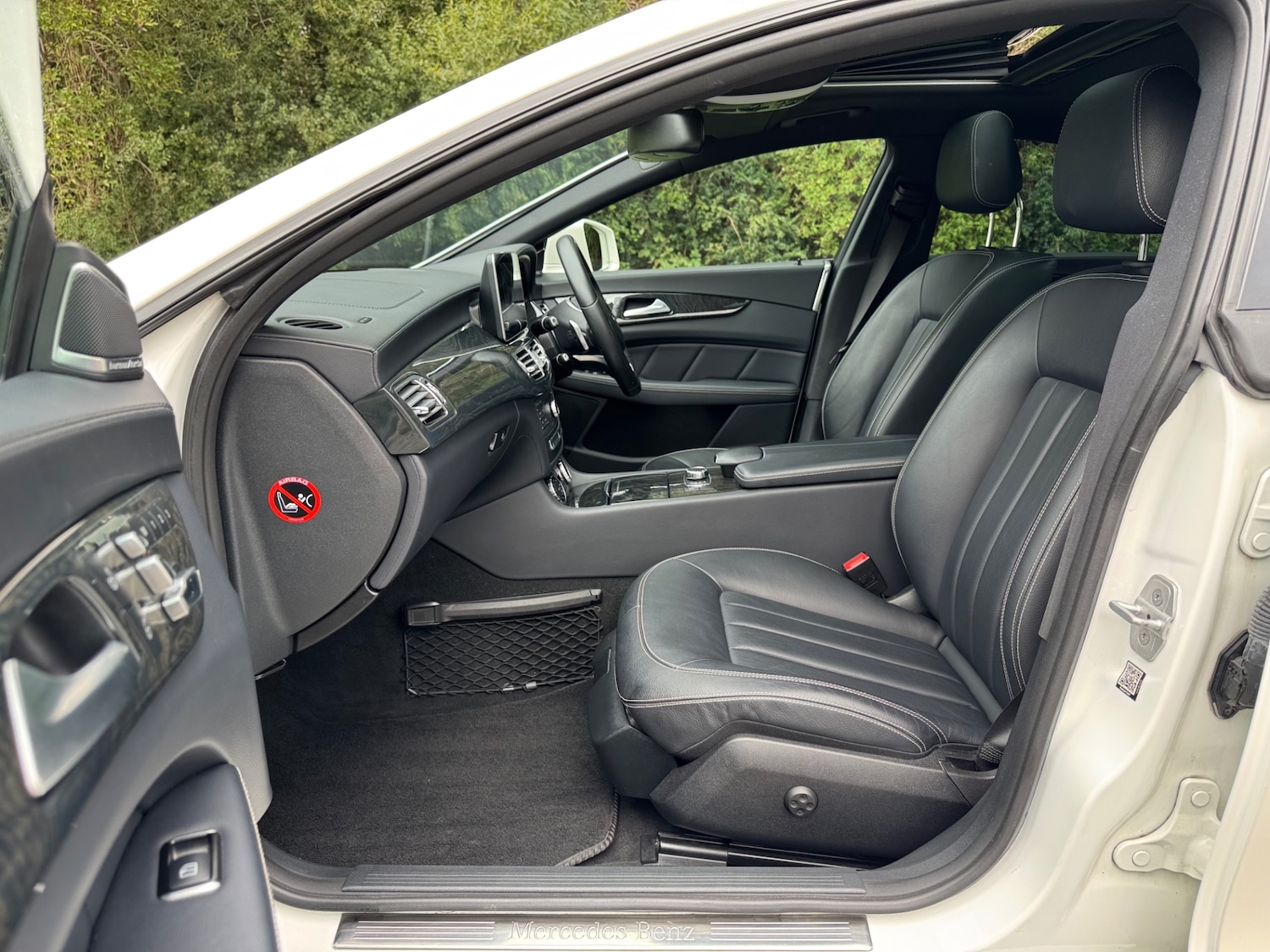 Used Mercedes-Benz CLS 2015 for sale - 75997219: Photo 8