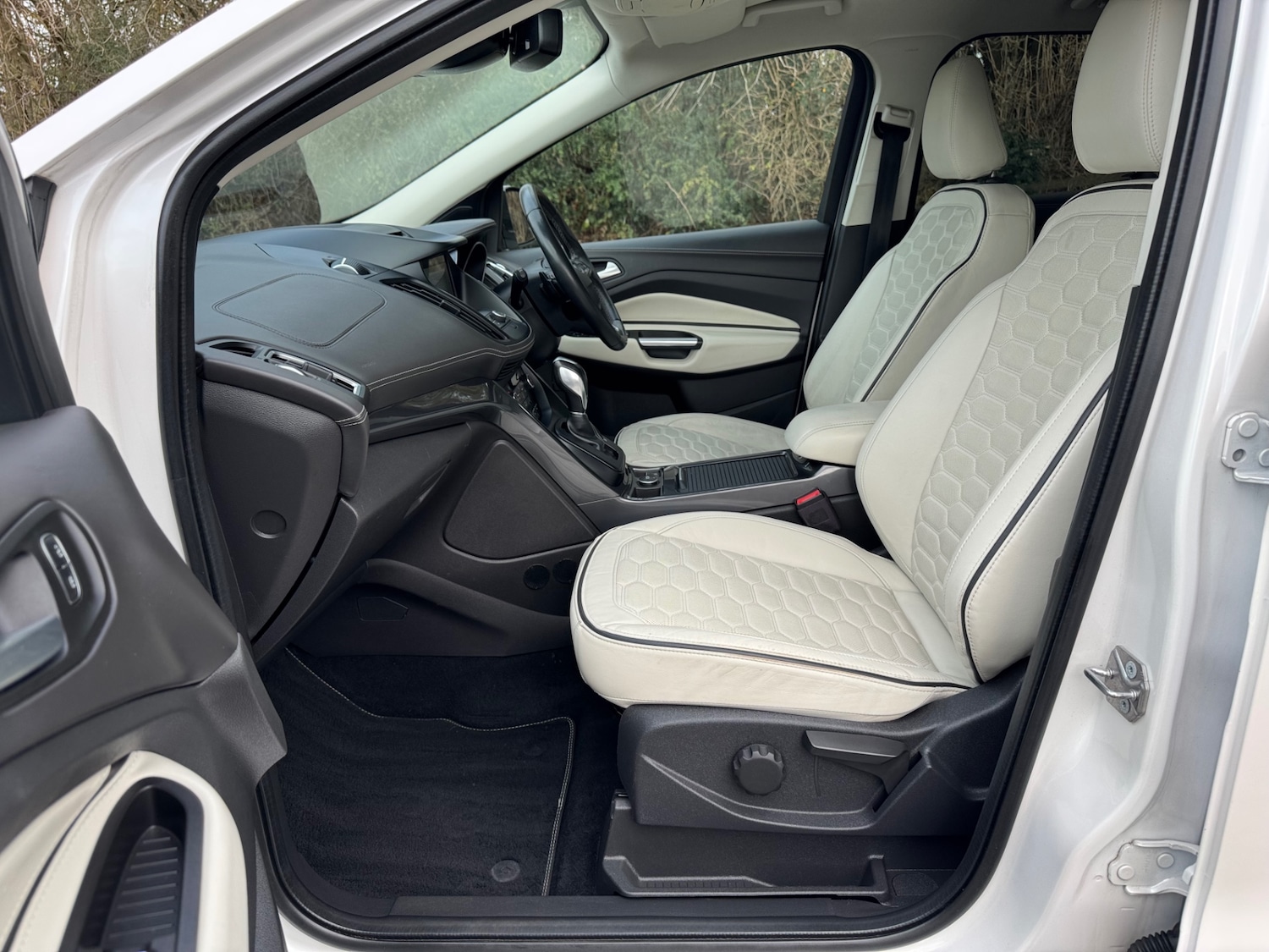 Used Ford Kuga 2018 for sale - 76707396: Photo 8