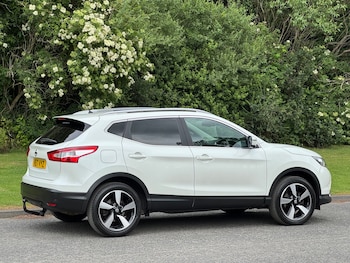 Used Nissan Qashqai 2017 for sale - 78779708: Photo