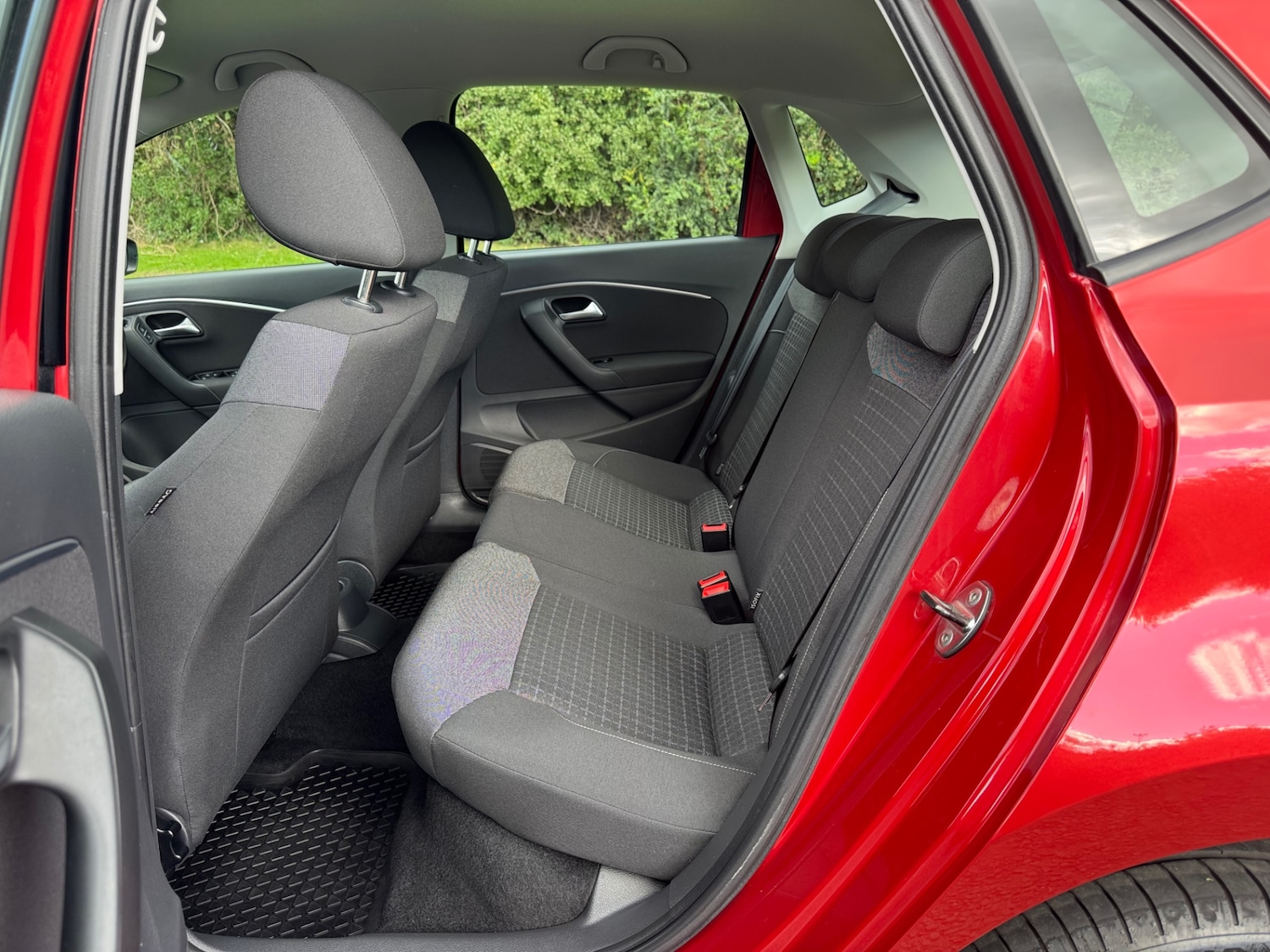 Used Volkswagen Polo 2014 for sale - 76027949: Photo 10