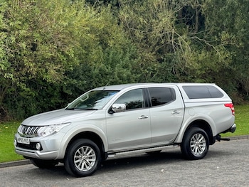 Used Mitsubishi L200 2015 for sale - 75773580: Photo