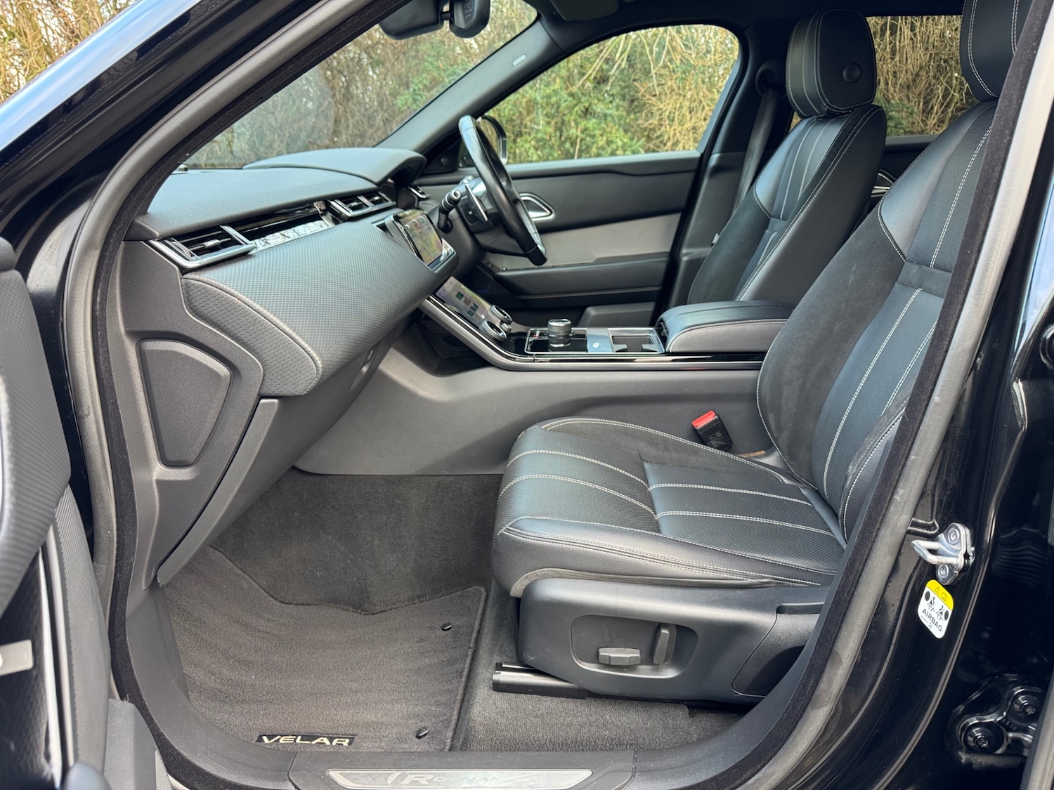 Used Land Rover Range Rover Velar 2018 for sale - 77449907: Photo 8