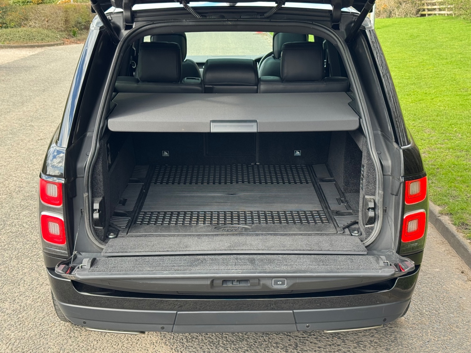 Used Land Rover Range Rover 2020 for sale - 78025319: Photo 11