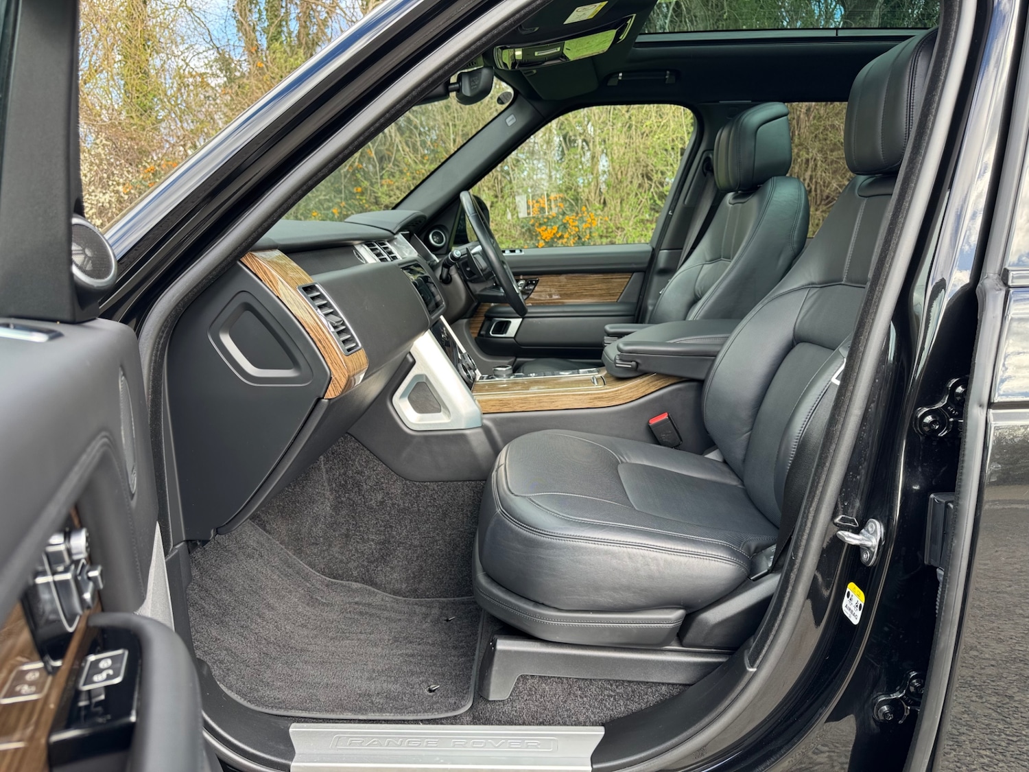 Used Land Rover Range Rover 2020 for sale - 78025319: Photo 8