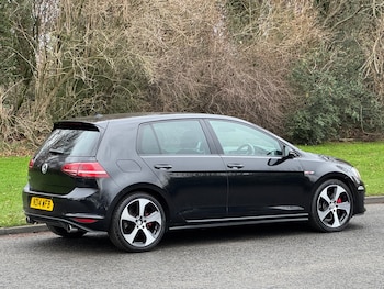 Used Volkswagen Golf 2014 for sale - 76984420: Photo