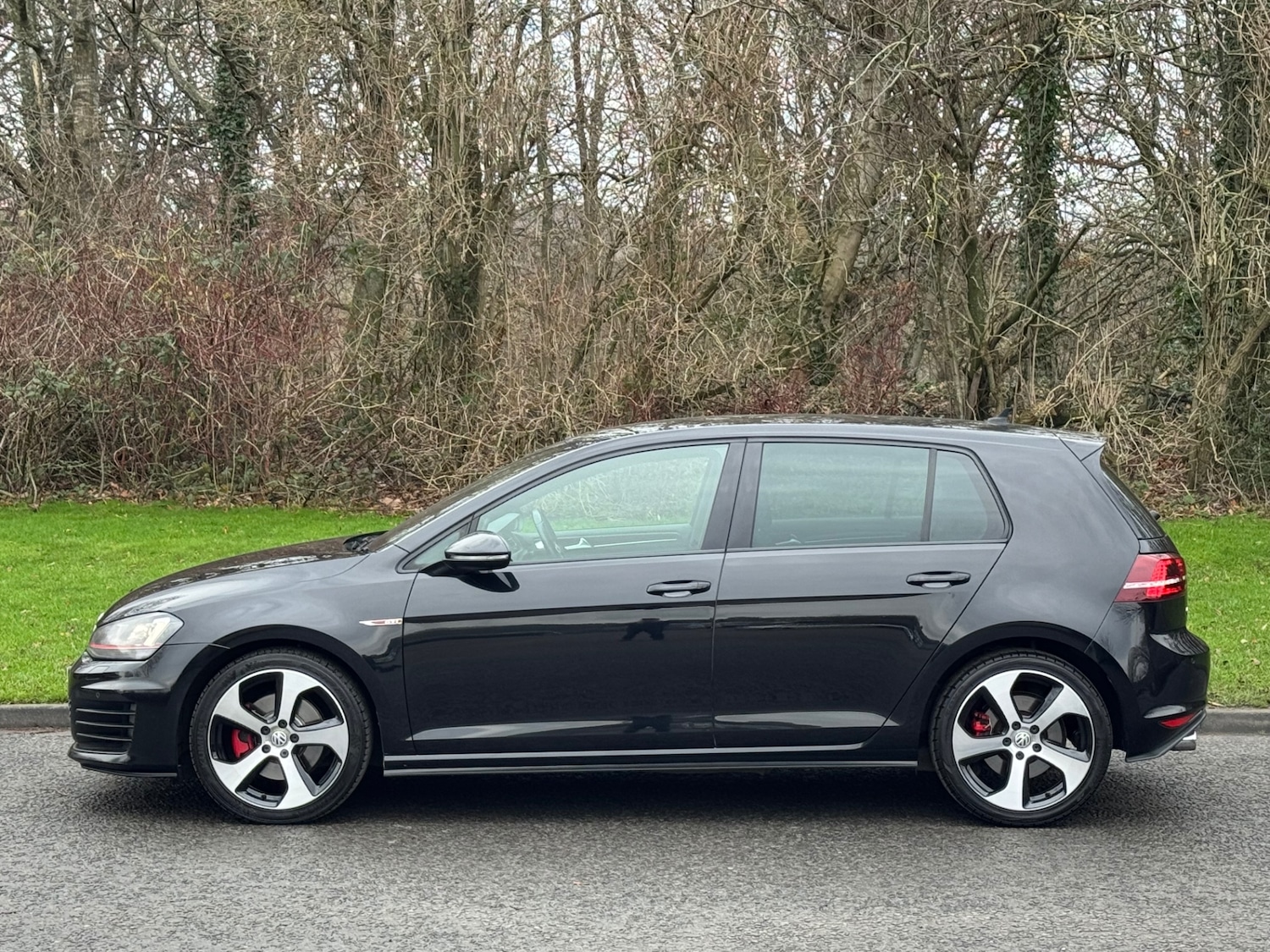 Used Volkswagen Golf 2014 for sale - 76984420: Photo 5