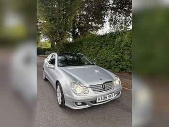 Used Mercedes-Benz C Class 2005 for sale - 79690341: Photo