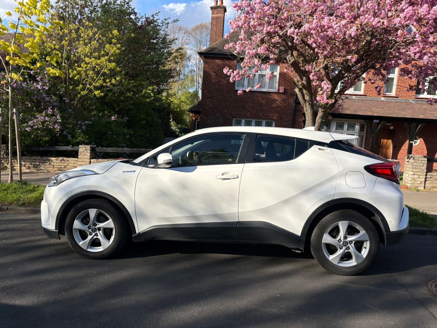 Used Toyota C-HR 2019 for sale - 78213739: Photo 4