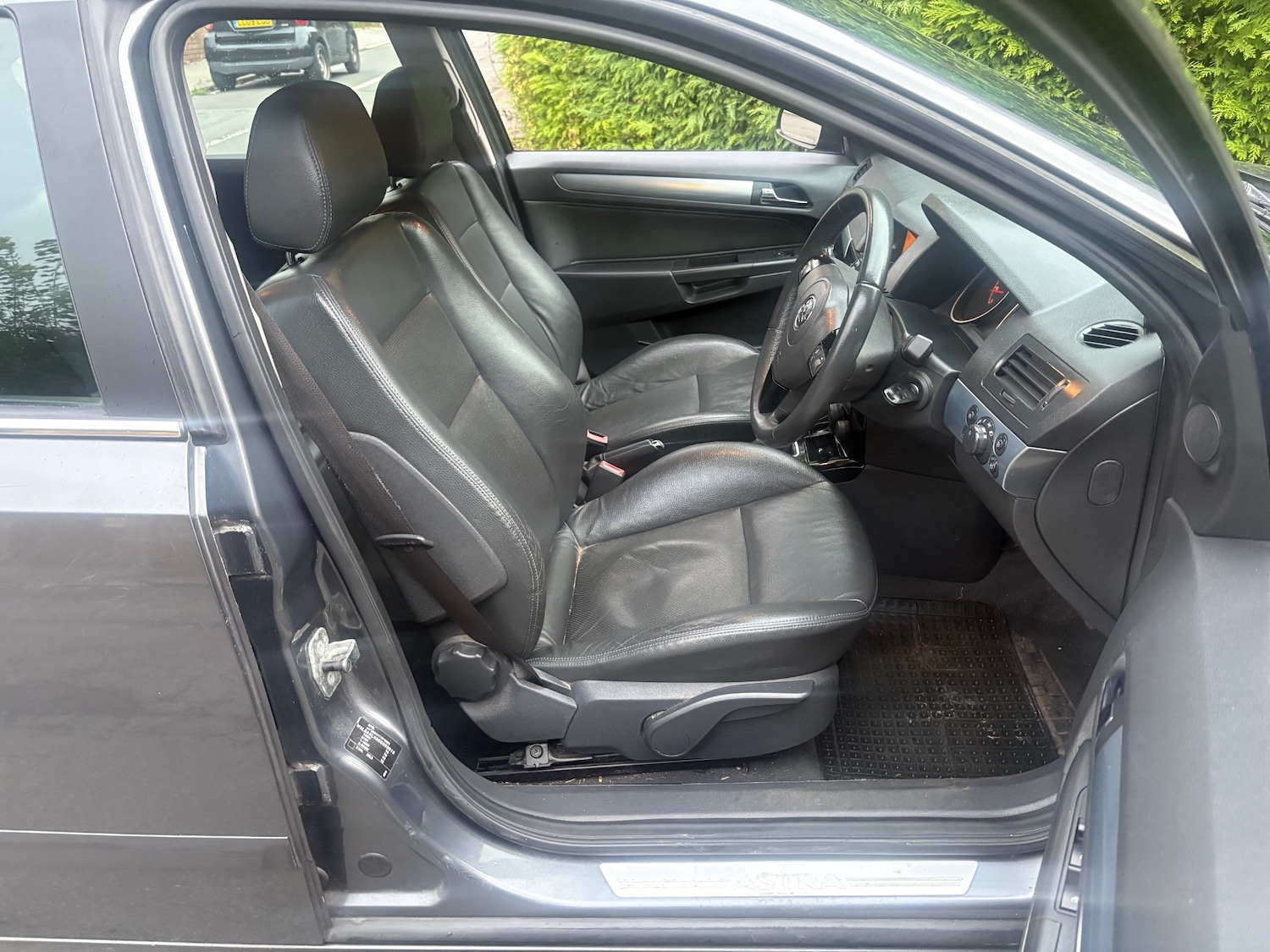 Vehicle 29