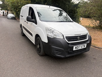 Used Peugeot Partner 2017 for sale - 79583709: Photo