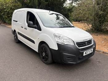 Used Peugeot Partner 2017 for sale - 79583709: Photo