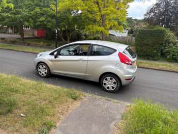 2010 (10) - 1.4 Edge 3dr Auto