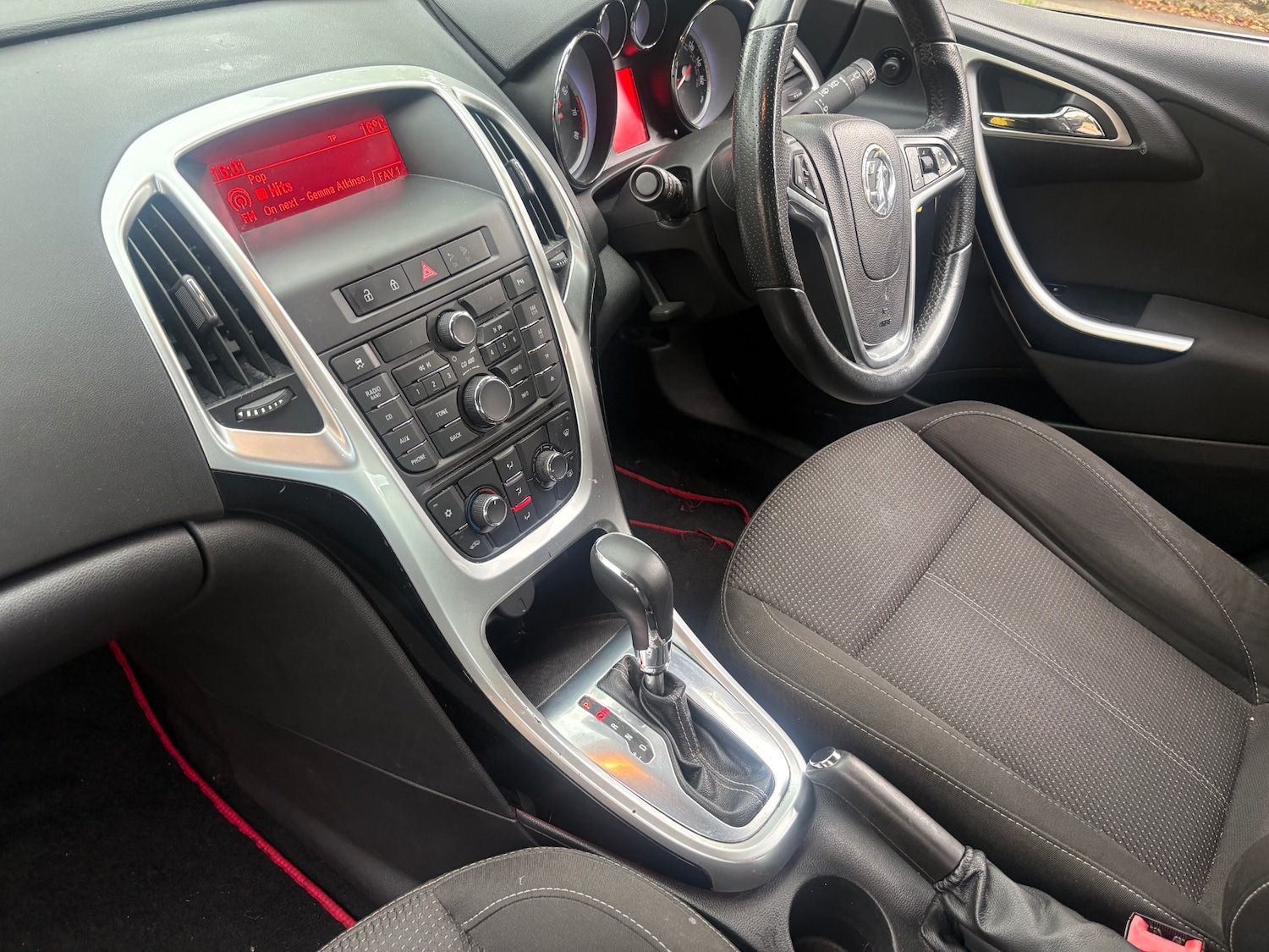 Used Vauxhall Astra 2012 for sale - 76594684: Photo 8