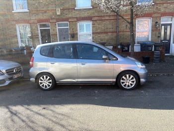 Used Honda Jazz 2006 for sale - 77940831: Photo