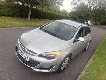 Used Vauxhall Astra 2013 for sale - 75331922: Photo